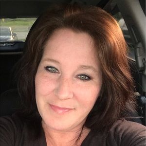 Meet your Posher, Christy